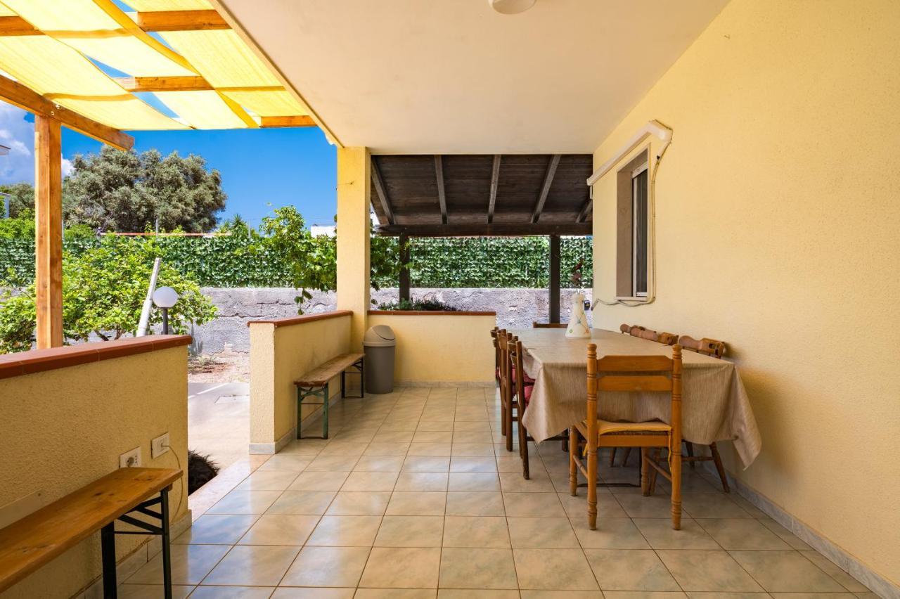 Villa Minetta Leporano Exterior photo